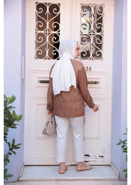 Düğmeli Kahverengi Tesettür Gömlek 32358KH fırsatları