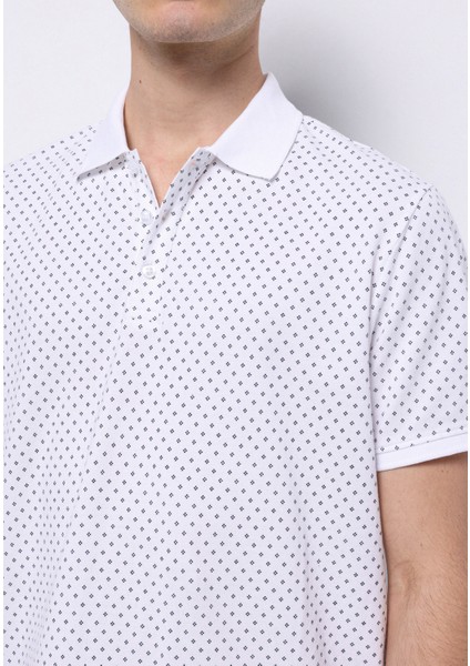 Regular Fit Polo Yaka Baskılı Erkek Beyaz Kısa Kol Tişört fırsatları