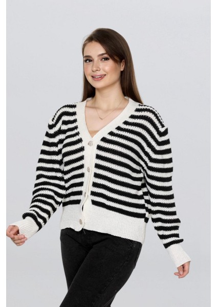 Kadın Düğme Detaylı Çizgili Triko Hırka FLT1004