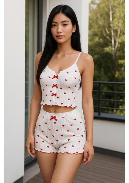 Kadın Kalp Desenli Şortlu Pijama Takımı