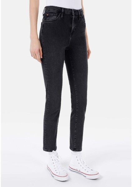 Slim Fit Kadın Siyah Jean Pantolon fırsatları