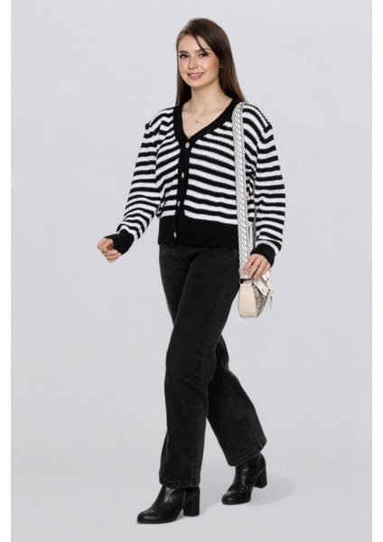 Kadın Düğme Detaylı Çizgili Triko Hırka FLT1004