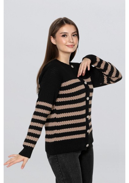 Kadın Taş Düğmeli Çizgili Hırka FLT1013 fırsatları