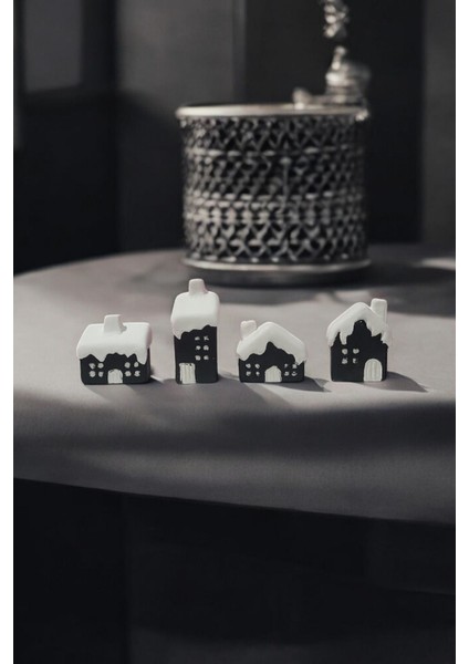 4'lü Siyah Beyaz Minik Karlı Evler, Dekoratif Sevgililer Günü Biblo