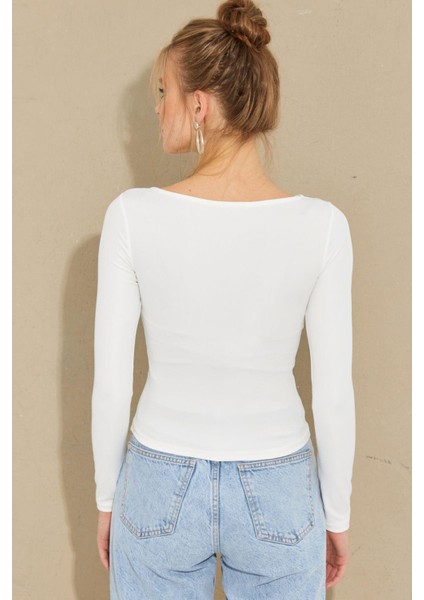 Kadın Beyaz Pencereli Bluz CY438 fiyatları