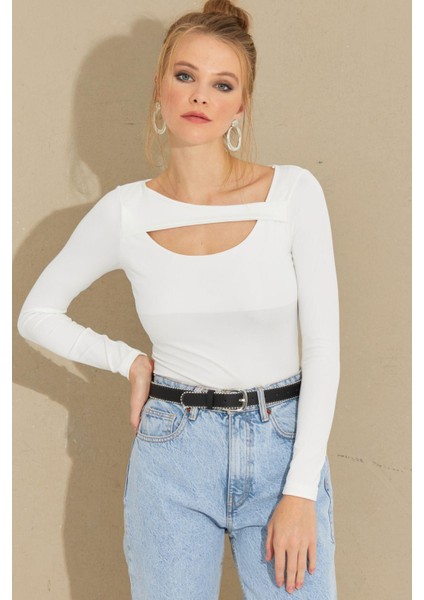Kadın Beyaz Pencereli Bluz CY438 fırsatları