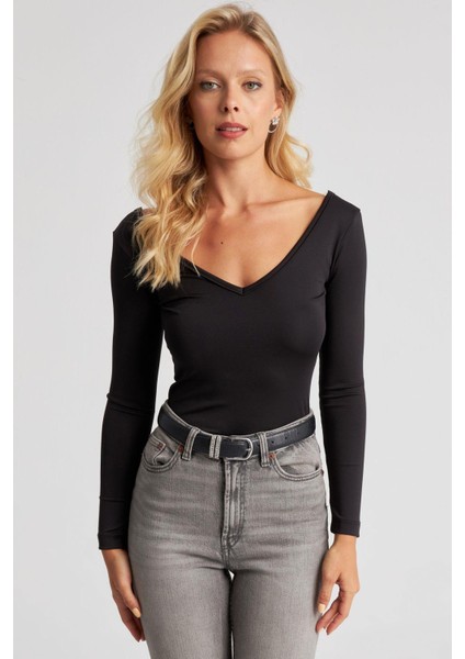 Kadın Siyah Dantel Detaylı V Yaka Bluz EY2672 fiyatları