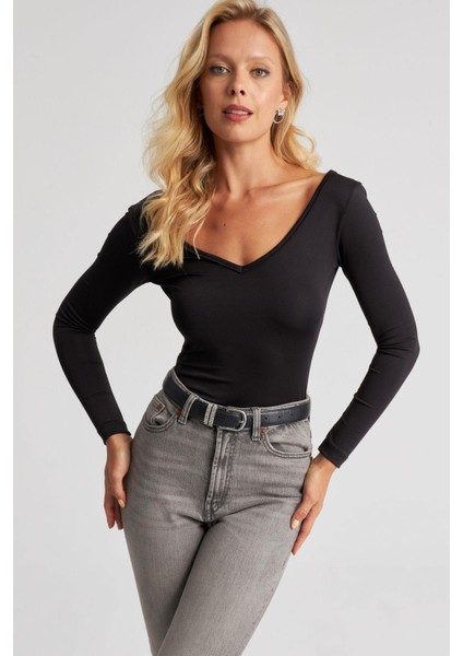 Kadın Siyah Dantel Detaylı V Yaka Bluz EY2672 modelleri