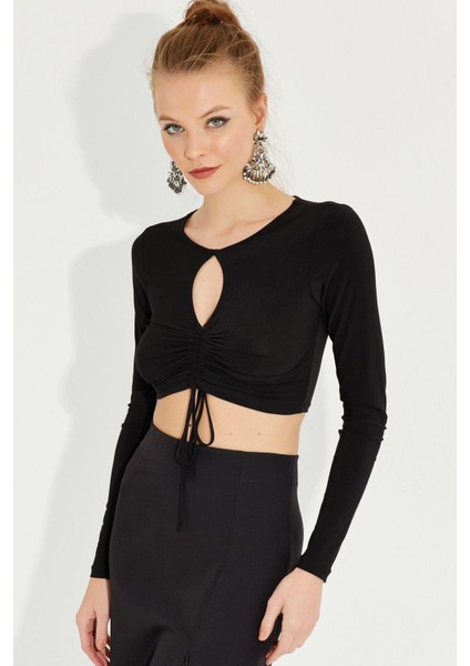 Kadın Siyah Önü Damla Büzgülü Crop Bluz AYD246 fırsatları