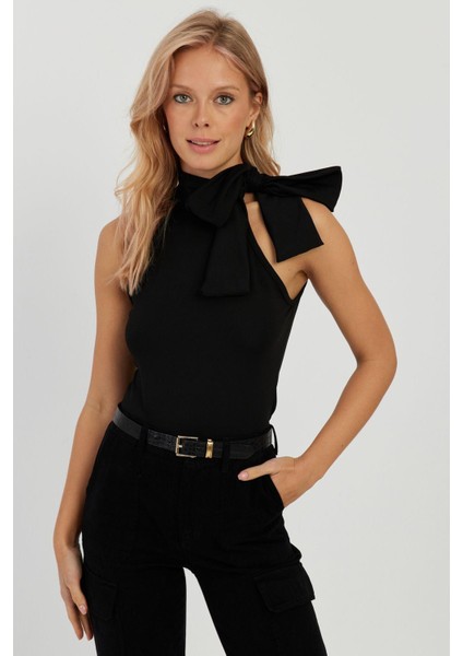 Kadın Siyah Fiyonklu Crop Bluz EY2726 modelleri