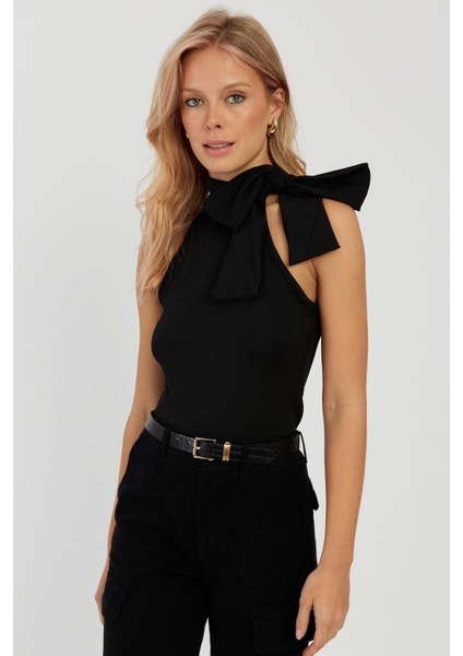 Kadın Siyah Fiyonklu Crop Bluz EY2726 indirimleri
