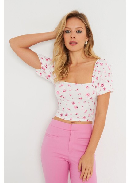 Kadın Çiçekli Crop Bluz Beyaz AYD270