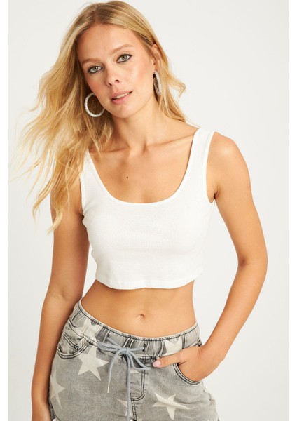 Kadın Beyaz Crop Bluz AYD339 fiyatları