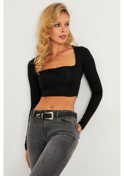 Kadın Siyah Kare Yaka Büzgülü Crop Bluz B5057 modelleri