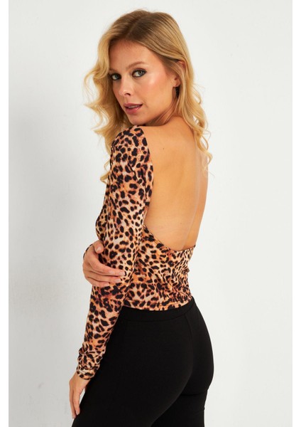 Kadın Camel-Siyah Sırtı Açık Leopar Desenli Bluz GÇ187 fırsatları