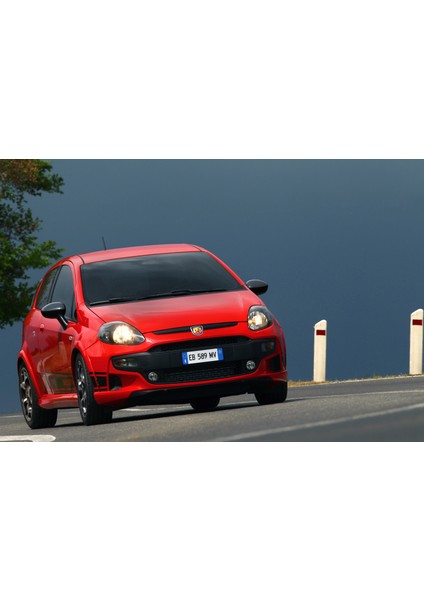 Silecek Süpürgesi Ön Aerotwin Fıat Punto Evo Haziran 2010 - Aralık 2012 650MM/380MM indirimleri