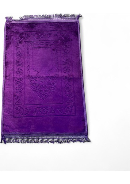 Peluş Seccade