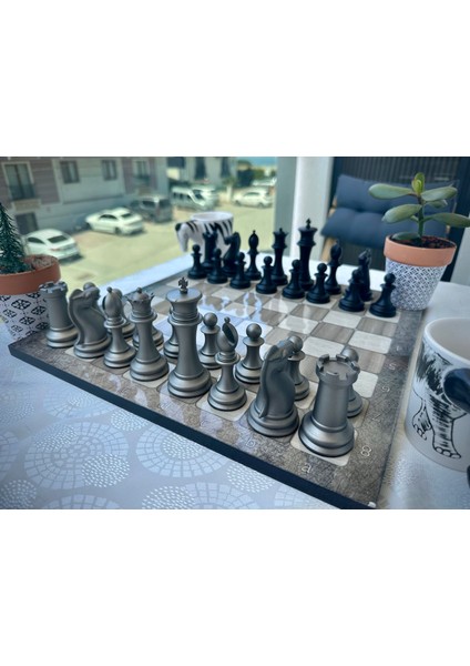 Premium Satranç Takımı Platin Tabla