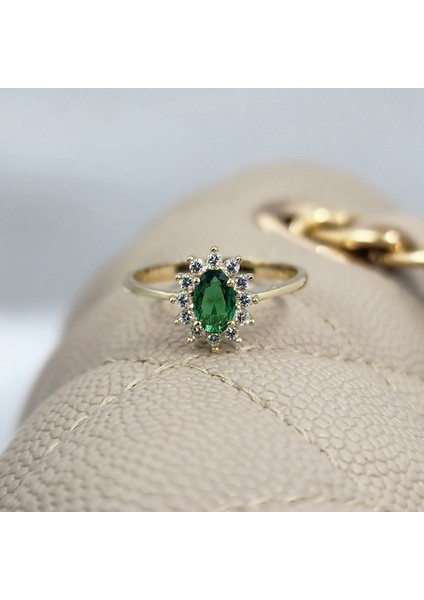 Gümüş Yüzük - 1.05 Karat Zümrüt Yeşili Taşlı 0.30KARAT Pırlanta(Signty)Taşlı Vintage Tasarım 925 Ayar Gümüş Yüzük