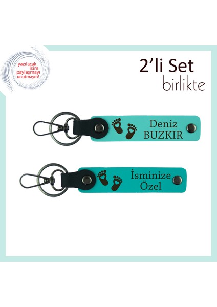 Yeni Doğan Için Duygusal ve Şık Hediyelik, Kalpli Ayak Figürlü Deri Anahtarlık, Turkuaz-Koyu Turkuaz