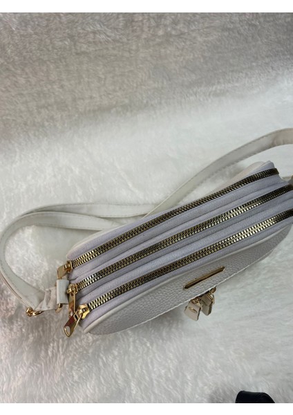 Bayan Omuz Çatası Zincir Askılı Boncuk Detaylı fırsatları