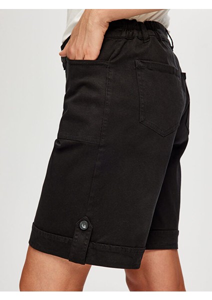 Cep ve Düğme Detaylı Parça Boya Şort S25SRT010 indirimleri