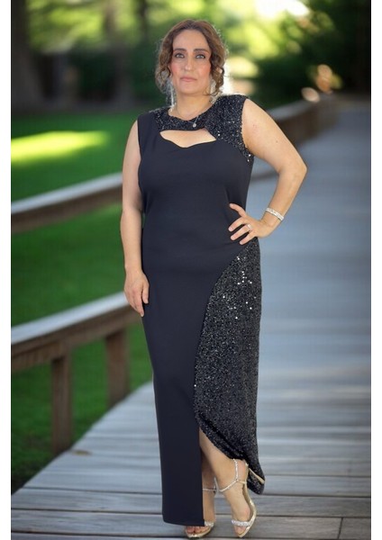 Omuz ve Etekte Taş Işlemeli Jopone Kol Bisiklet Yaka Büyük Beden Uzun Abiye Elbise