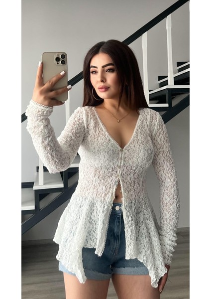 Beyaz Peplum Dantel Bluz