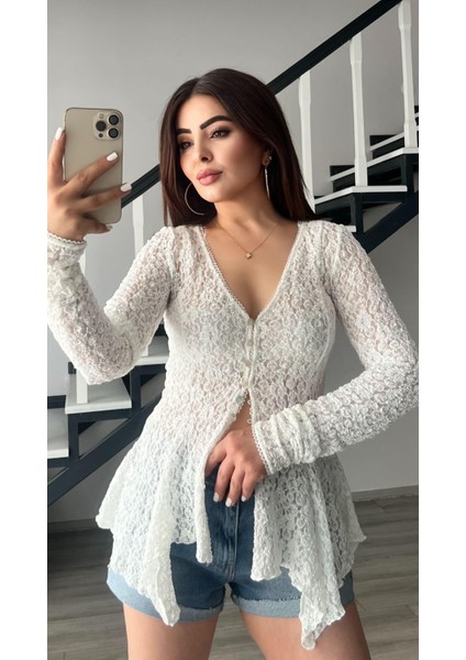 Beyaz Peplum Dantel Bluz fırsatları
