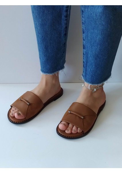Kadın Taba Hakiki Deri Önden Tokalı Düz Günlük Şık Terlik modelleri