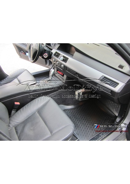 Bmw 5-Serisi E60 3D Siyah Havuzlu Paspas 2003-2009