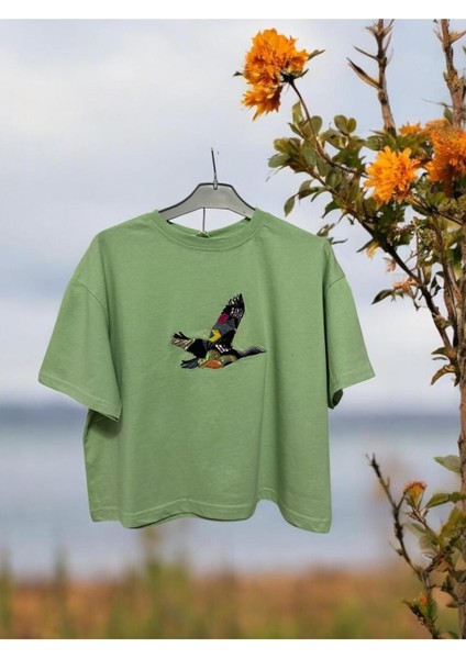 Kadın Crop T-Shirt Kuş Modeli