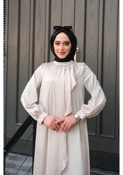 Jakarlı Saten Fırfırlı Abiye Elbise modelleri