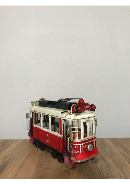 Dekoratif Eskitme Metal Taksim Tramvay