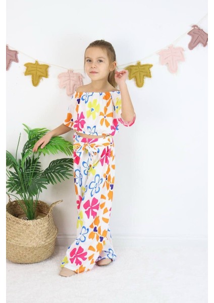 Kız Çocuk Renkli Desenli Takım I Madonna Yaka Desenli Ispanyol Paça I Bluz ve Pantolon Kombin fiyatları