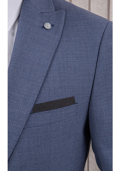 Erkek Likralı Slim Fit Sivri Yaka Yelekli Takım Elbise