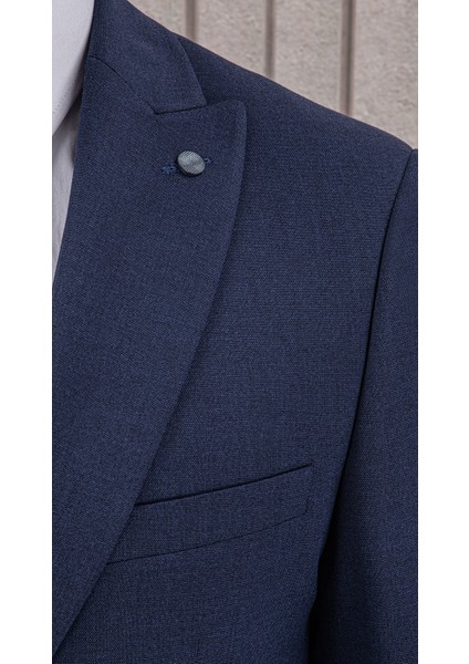 Erkek Likralı Slim Fit Sivri Yaka Yelekli Takım Elbise