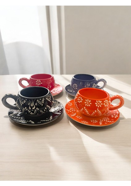 Dekoratif Şık Tasarım Tamamen El Yapımı Turuncu, Lacivert, Kırmızı ve Siyah 4 Kişilik Kahve Fincanı