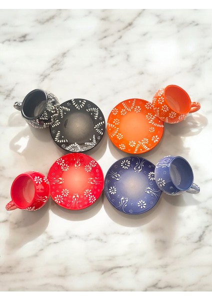 Dekoratif Şık Tasarım Tamamen El Yapımı Turuncu, Lacivert, Kırmızı ve Siyah 4 Kişilik Kahve Fincanı fiyatları