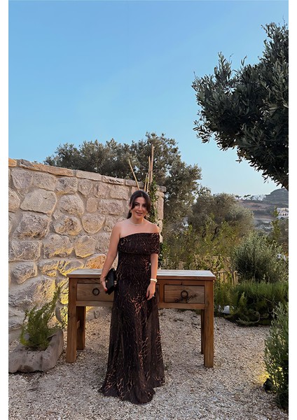 Drape Yakalı Uzun Elbise
