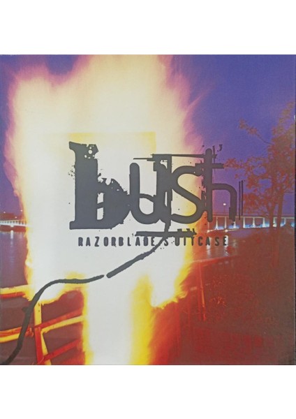 Dikkat CD Bush – Razorblade Suitcase CD