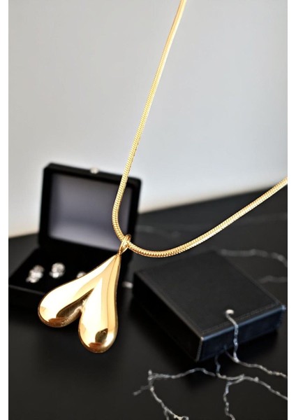 Kadın Çelik Yılan Zincirli Su Yolu Altın Kaplama Üç Boyutlu Stilize Kalp Figürlü Tasarım Model Kolye fiyatları