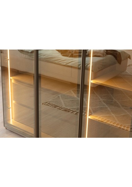 Almelo Reflekte Camlı Gardırop