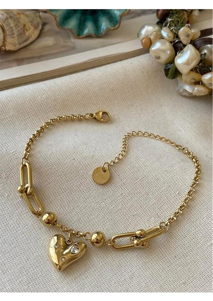 Altın Renk Kalp Charm Detaylı Kadın Bileklik | Zincir Model Modern Tasarım | Paslanmaz Çelik, Kararma Yapmaz, fiyatları