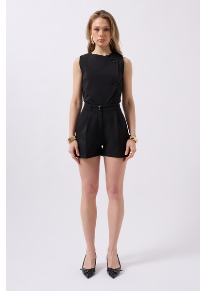 Pileli Yüksek Bel Siyah Şort fiyatları