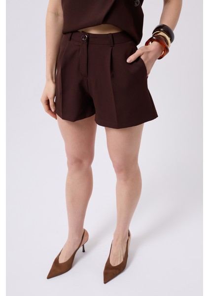Pileli Yüksek Bel Kahverengi Şort fırsatları