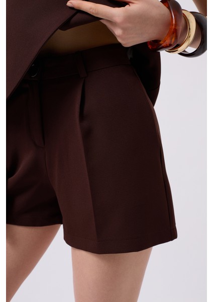 Pileli Yüksek Bel Kahverengi Şort indirimleri