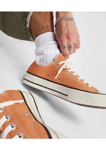 Chuck 70