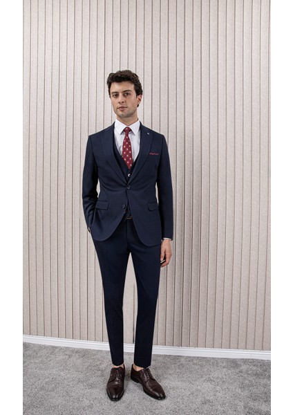 Erkek Likralı Slim Fit Sivri Yaka Yelekli Takım Elbise