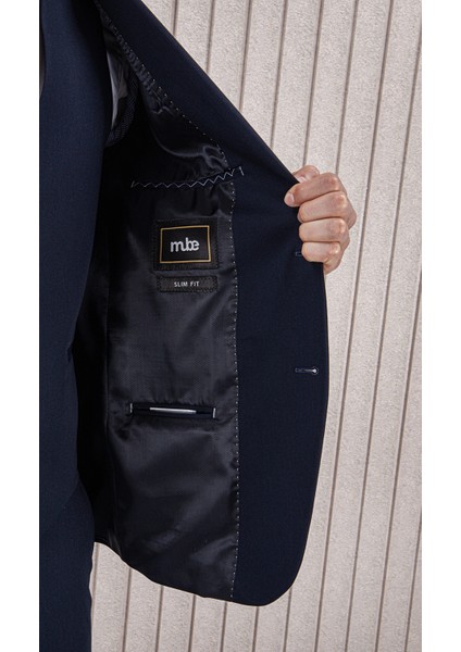 Erkek Likralı Slim Fit Sivri Yaka Yelekli Takım Elbise